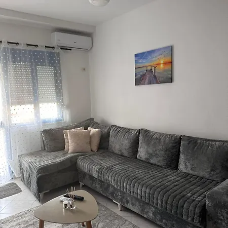 Summer Apartment
