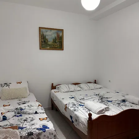 Summer Apartment